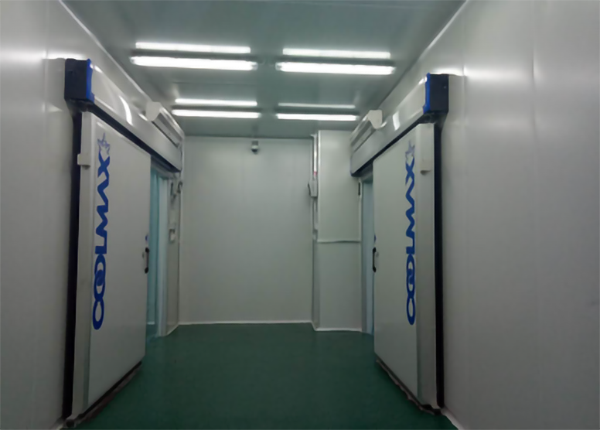 食品公司內(nèi)建造1000平加工型冷庫大概費(fèi)用是多少？