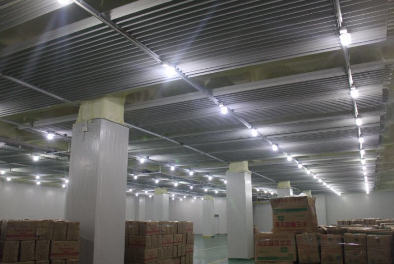 開冉制冷為上?？蛻艚ㄔ煲粋€800平海鮮冷凍庫案例